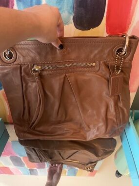 Coach Tan Brown Leather Shoulder Bag with Gold Hardware